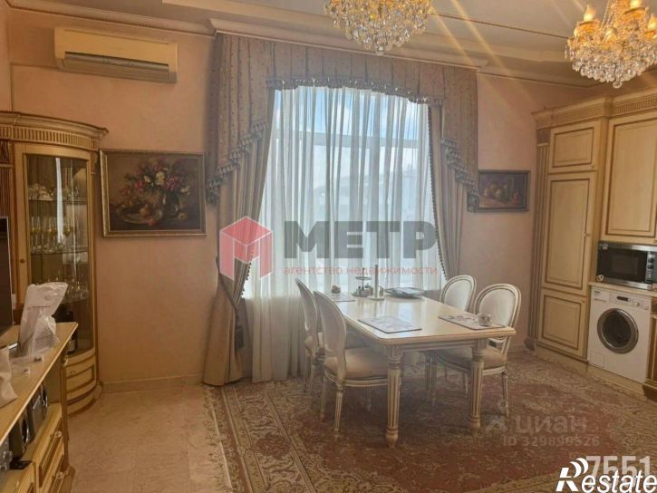 5-комн квартира улица Железнякова, 17А,  д. 17А