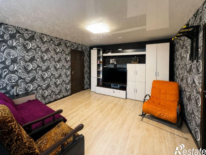4-комн квартира ул Генерала Хрюкина, 8Б,  д. 8Б