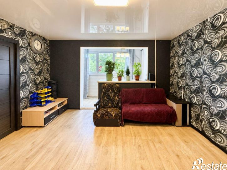4-комн квартира ул Генерала Хрюкина, 8Б,  д. 8Б