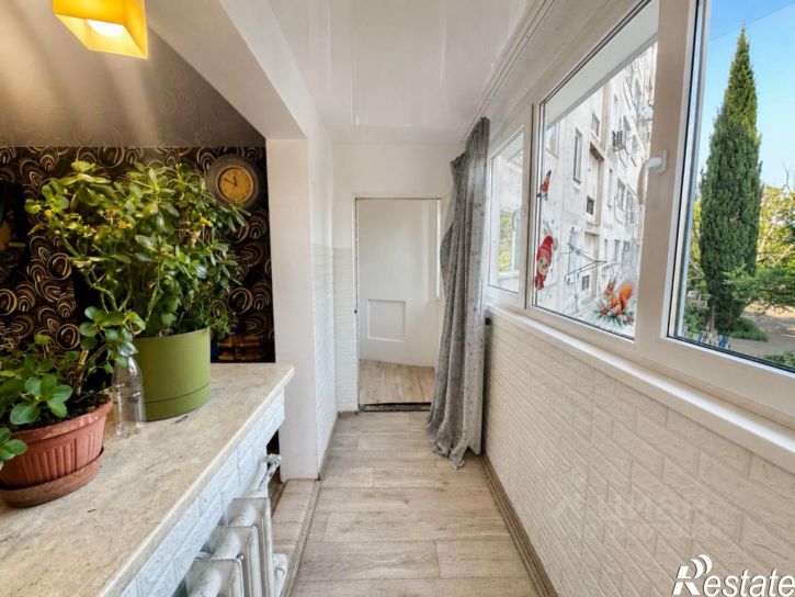 4-комн квартира ул Генерала Хрюкина, 8Б,  д. 8Б