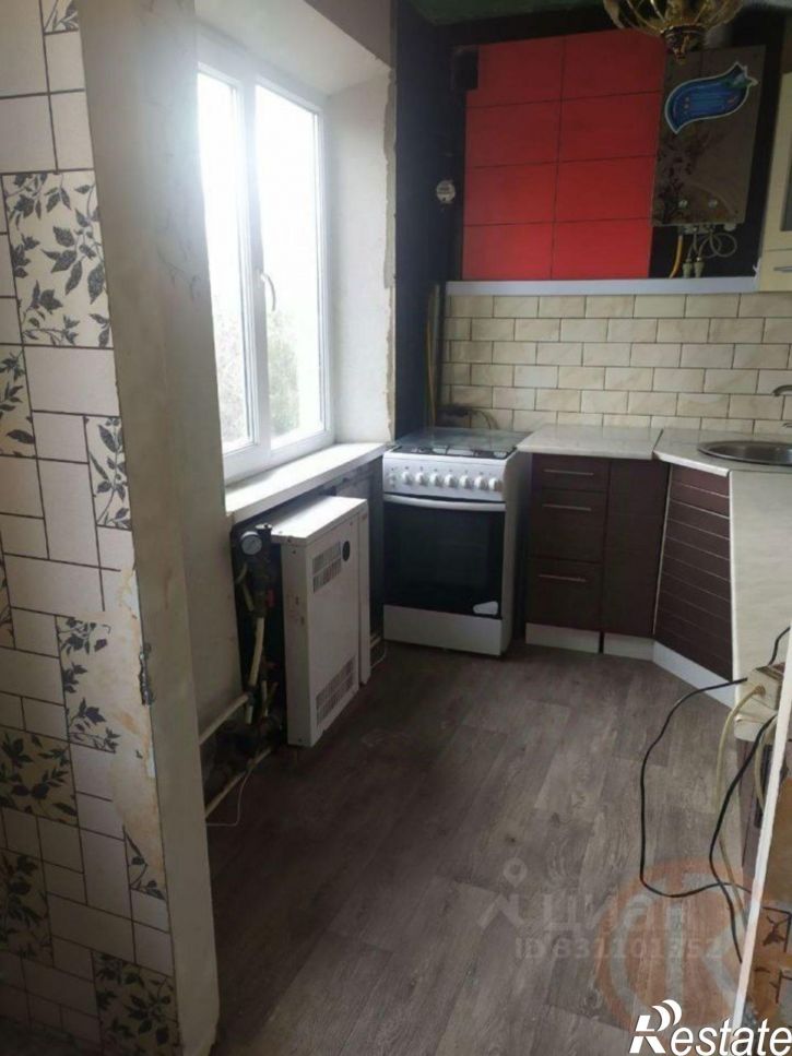 4-комн квартира улица Иванищева, 13,  д. 13