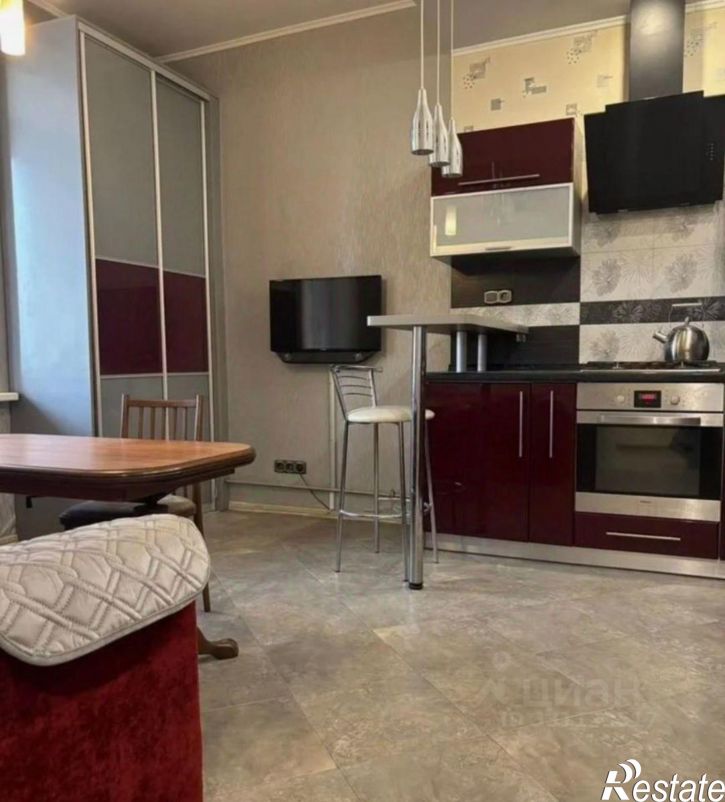 2-комн квартира пр-кт Героев Сталинграда, 63,  д. 63