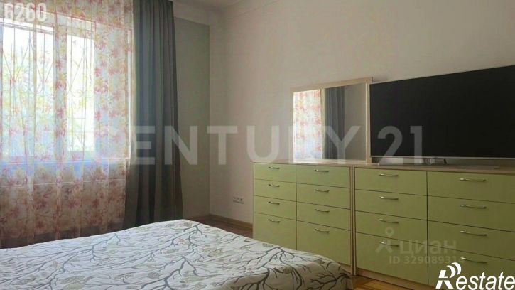 3-комн квартира Евпатория, улица Дёмышева, 106