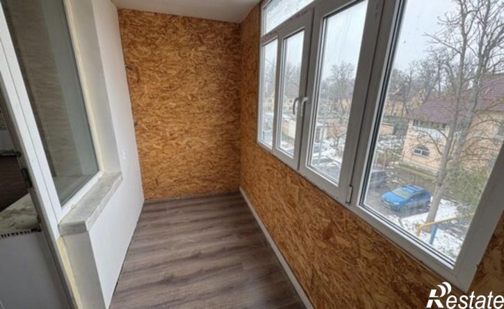 4-комн квартира Керчь, Парковая улица, 3