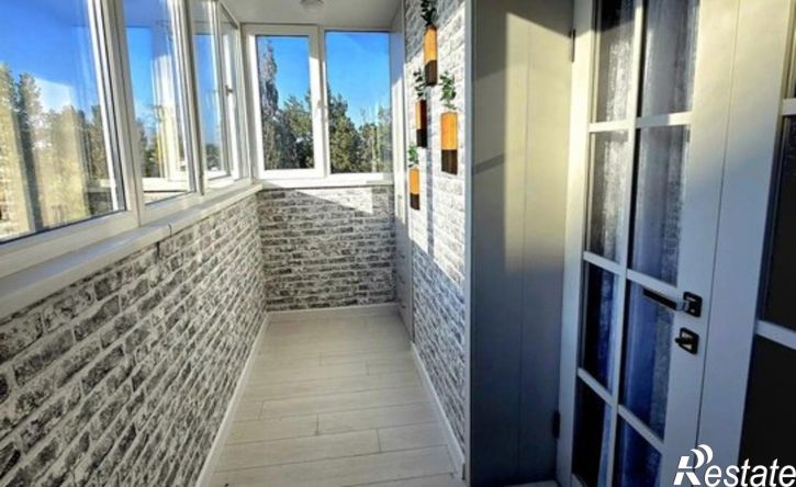 3-комн квартира Керчь, улица Генерала Петрова, 4