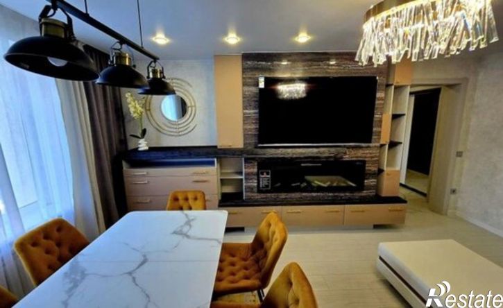 3-комн квартира Керчь, улица Генерала Петрова, 4