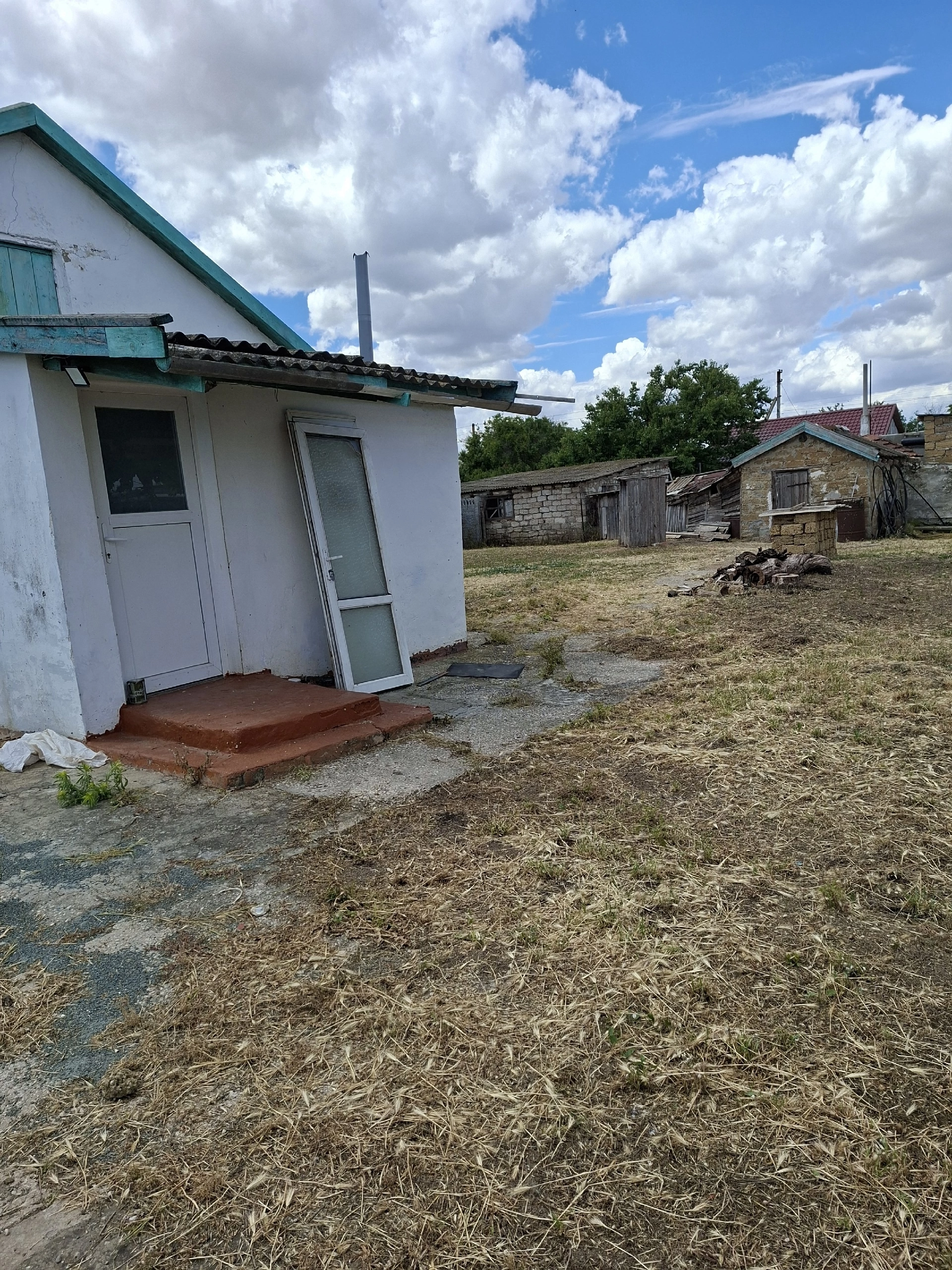 Купить дачу, дом, коттедж за 1 500 000 000 рублей на Ул Островского, 35