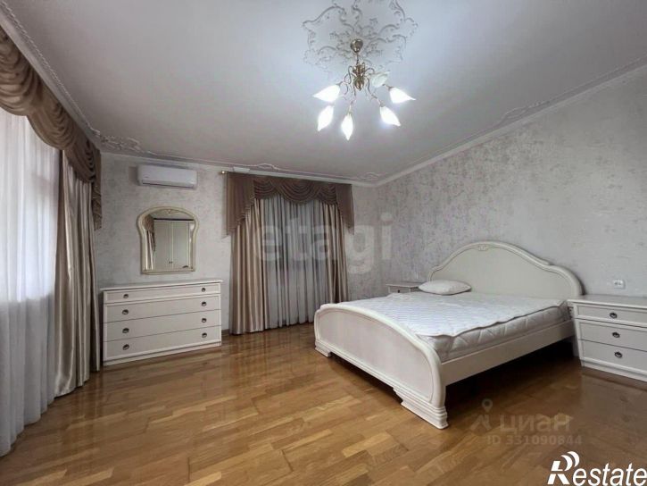6-комн квартира ул Салгирная, 15,  д. 15