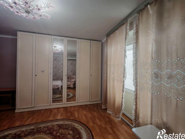 1-комн квартира проспект Октябрьской Революции, 23 к1,  д. 23 к1