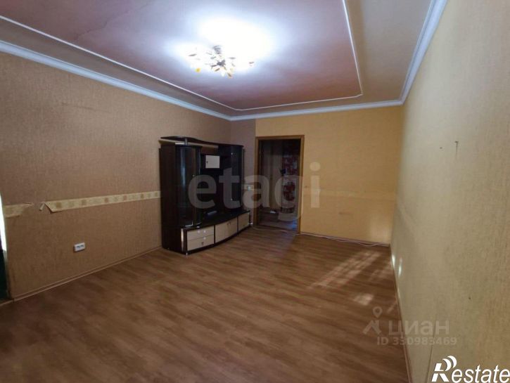 3-комн квартира кв-л Егудина, 42,  д. 42