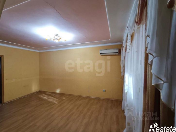 3-комн квартира кв-л Егудина, 42,  д. 42