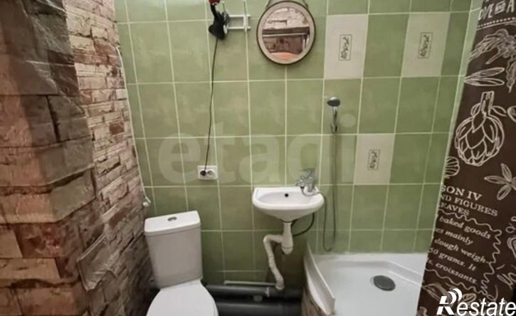 3-комн квартира Строительная улица, 8,  д. 8