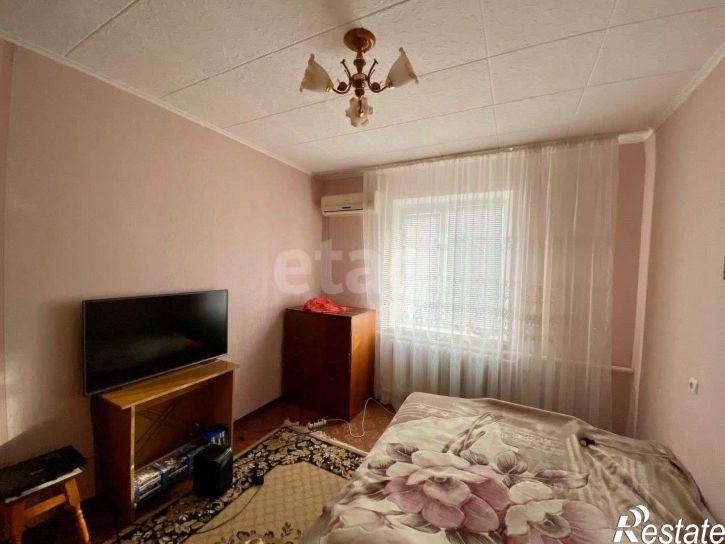 2-комн квартира ул Евпаторийское шоссе, 40,  д. 40