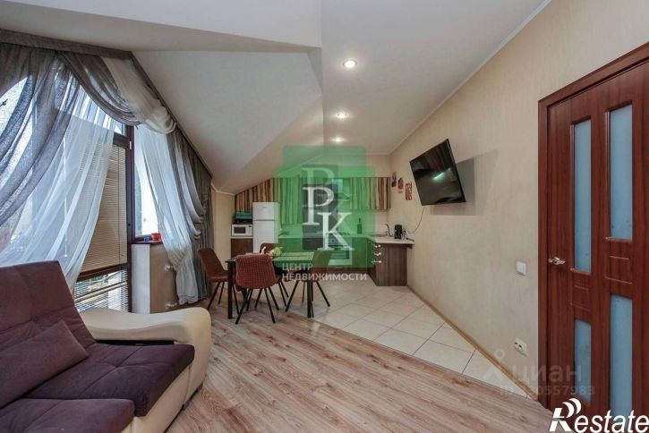3-комн квартира ул Степаняна, 8,  д. 8