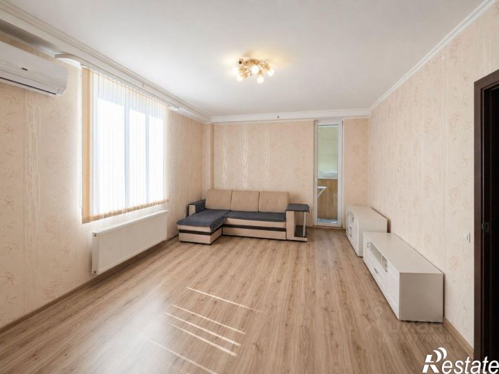 1-комн квартира пр-кт Генерала Острякова, 250в,  д. 250в