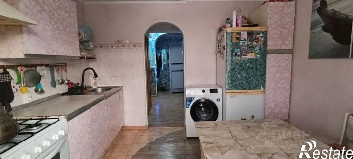 3-комн квартира Менжинского улица, 8,  д. 8