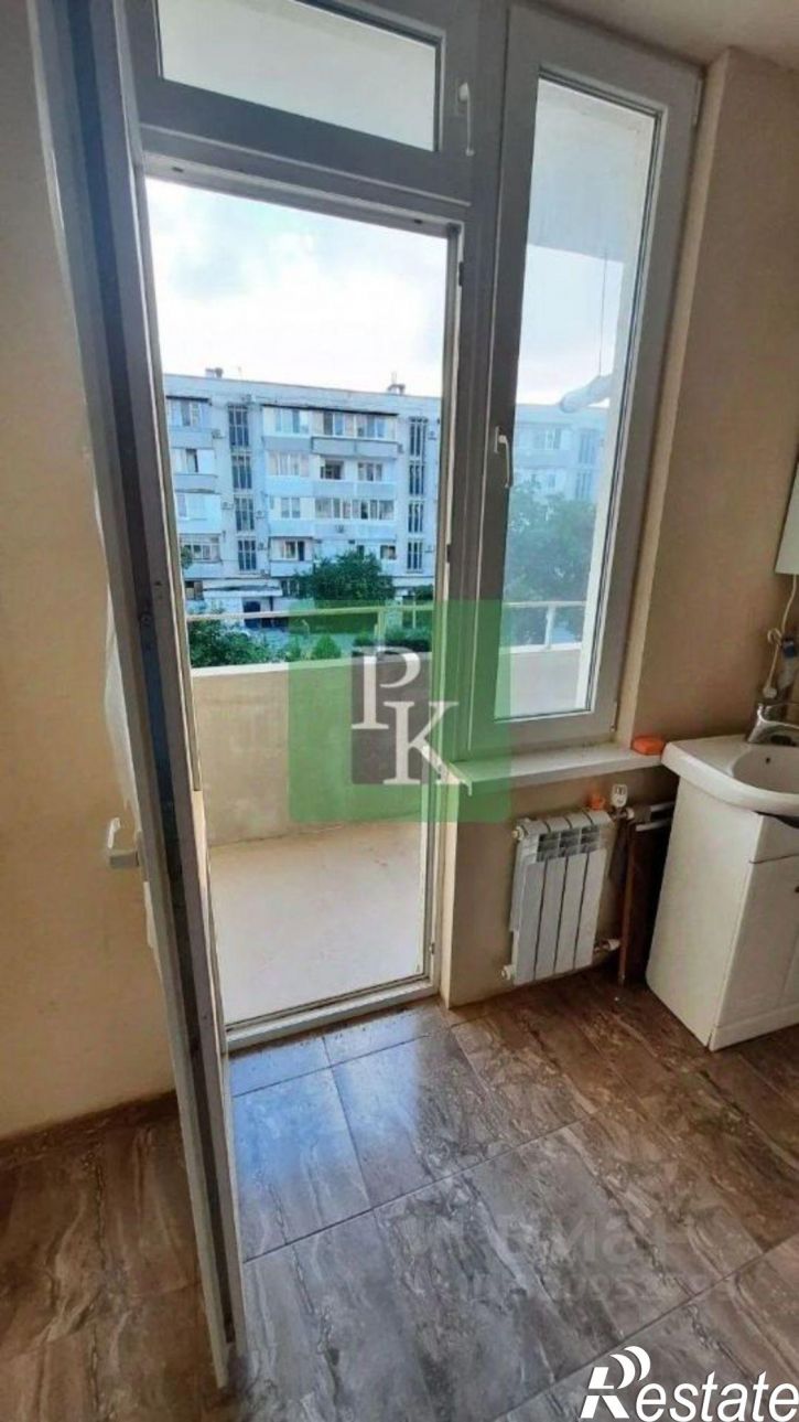 2-комн квартира пр-кт Победы, 33,  д. 33