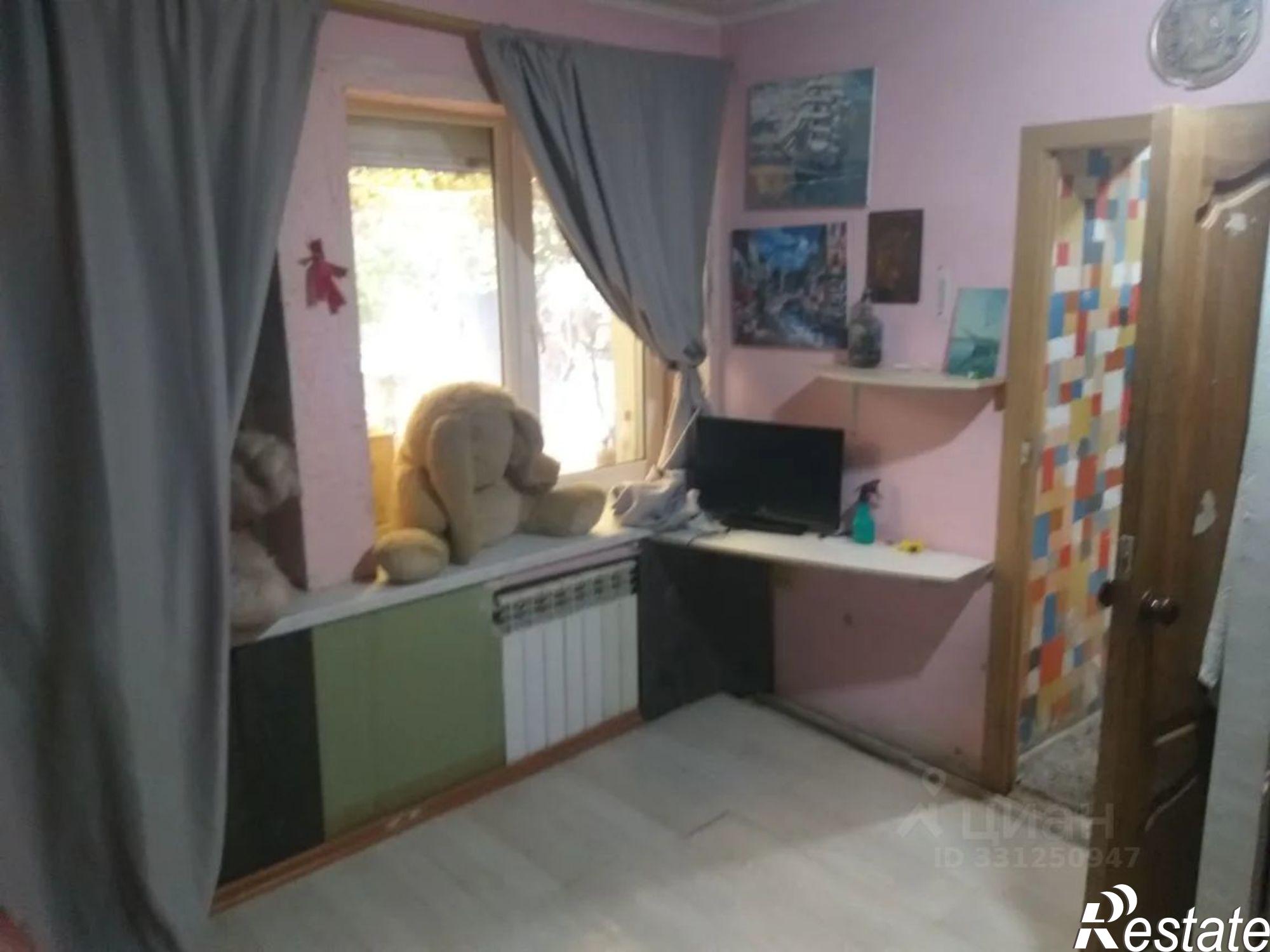 Сдать дачу, дом, коттедж за 300 000 рублей на ул Подольцева, 131