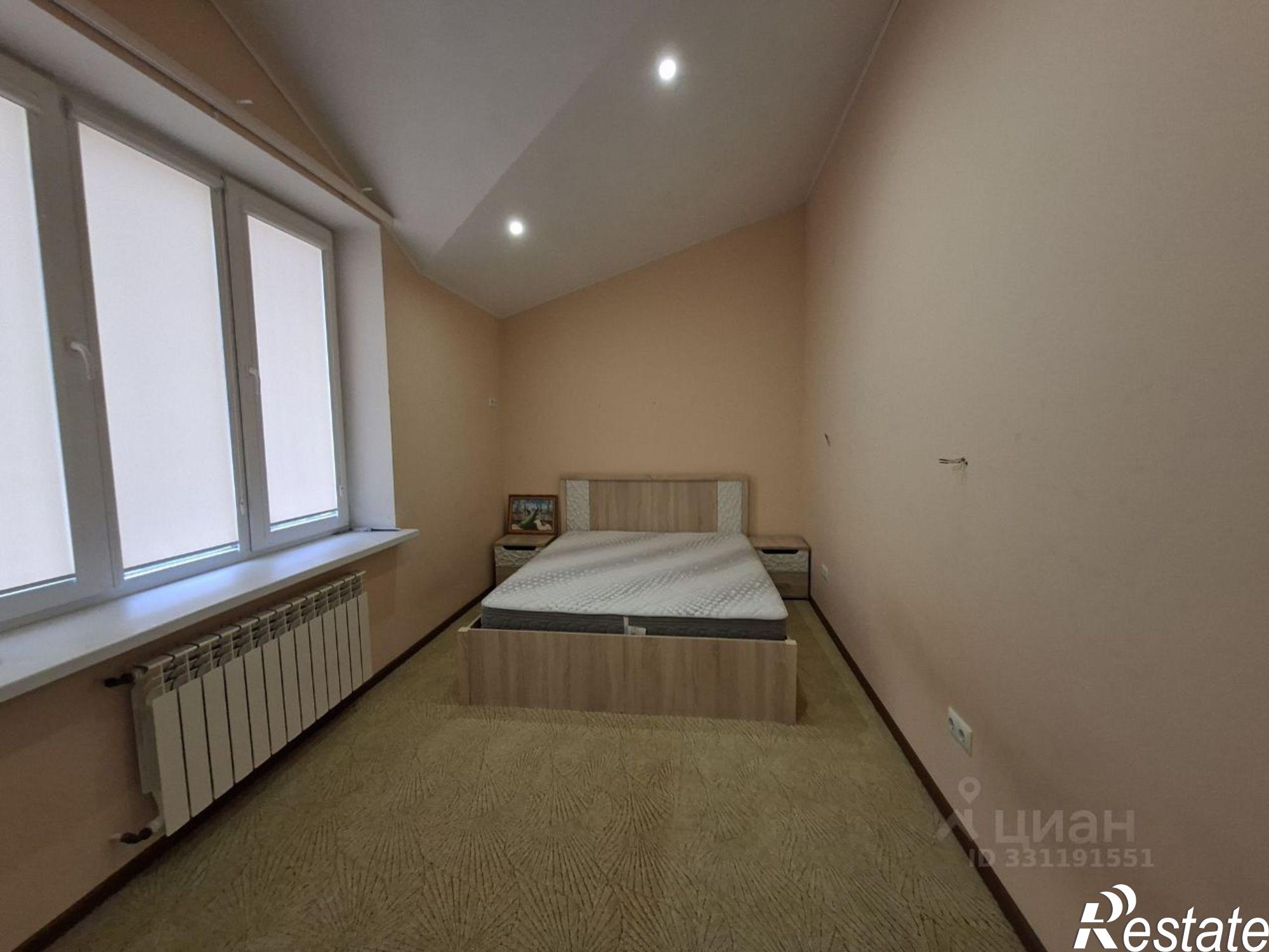 Сдать дачу, дом, коттедж за 85 000 рублей на ул Коралловая, 83