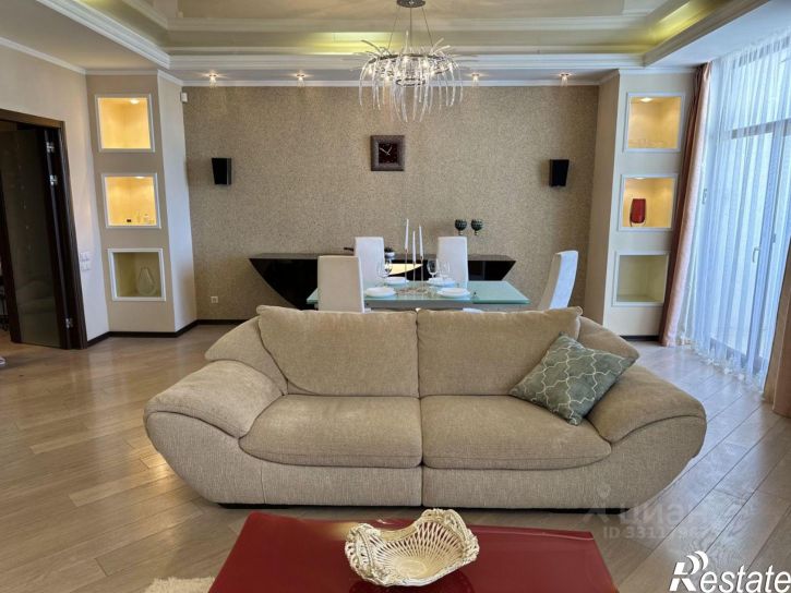3-комн квартира ул Ефремова, 13Б,  д. 13Б