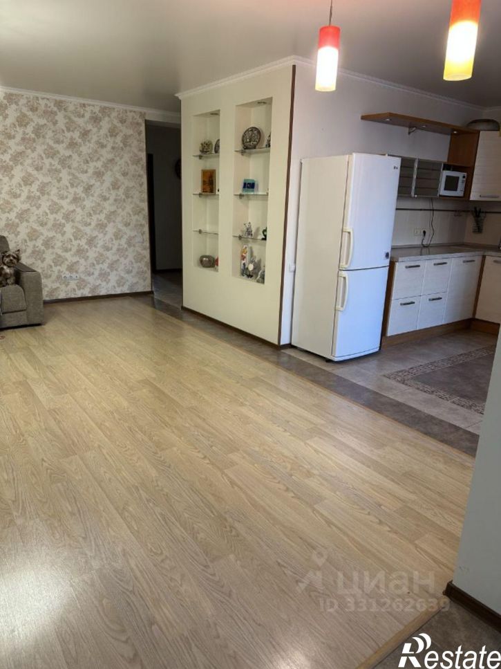 3-комн квартира улица 9-го Мая, 120,  д. 120