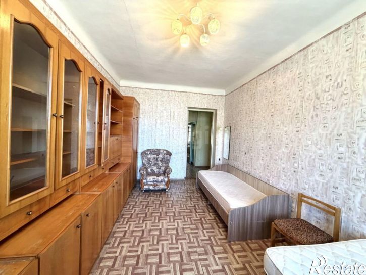 2-комн квартира улица Героев Севастополя, 12,  д. 12