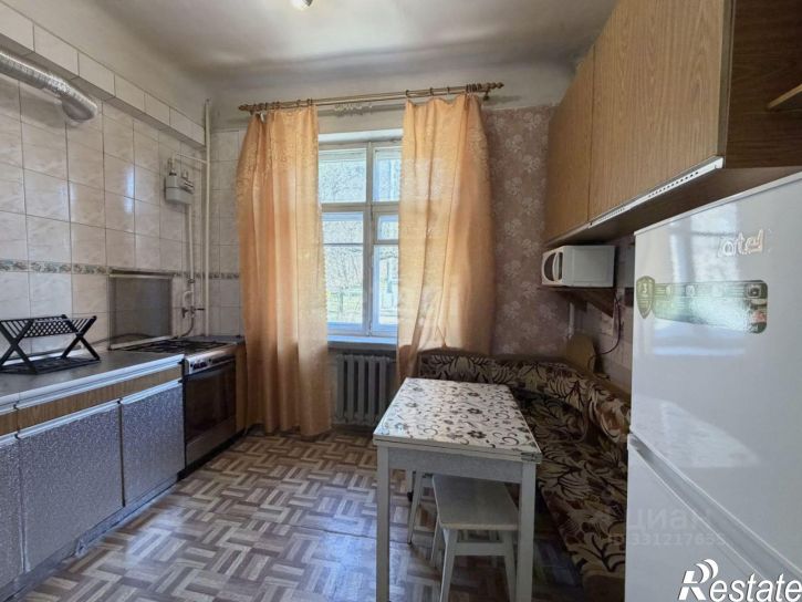 2-комн квартира улица Героев Севастополя, 12,  д. 12