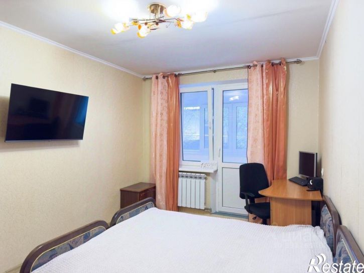 3-комн квартира улица Строителей, 10,  д. 10