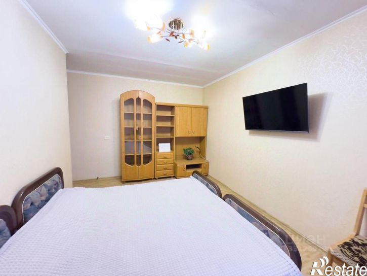 3-комн квартира улица Строителей, 10,  д. 10