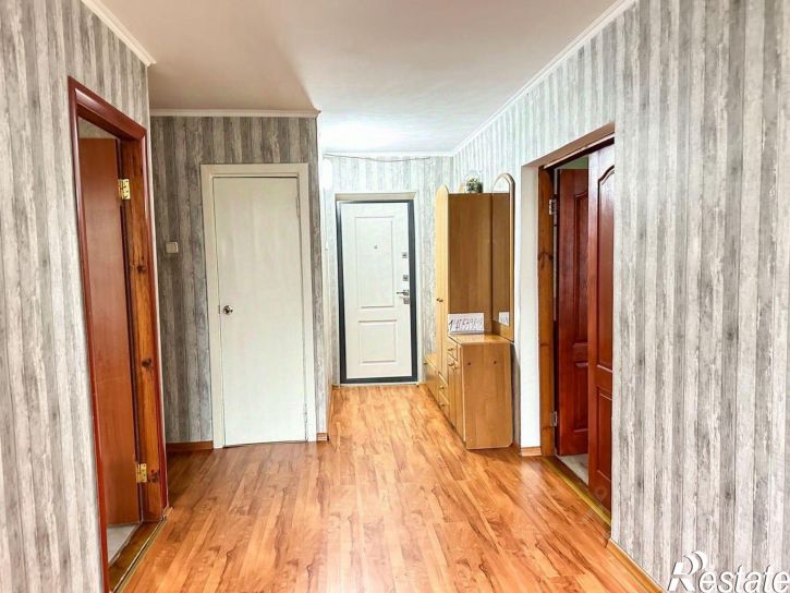 3-комн квартира улица Строителей, 10,  д. 10