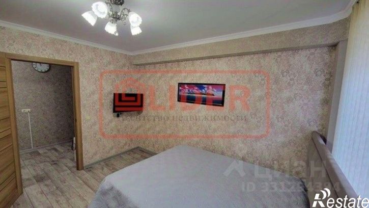 2-комн квартира улица Горпищенко, 100,  д. 100