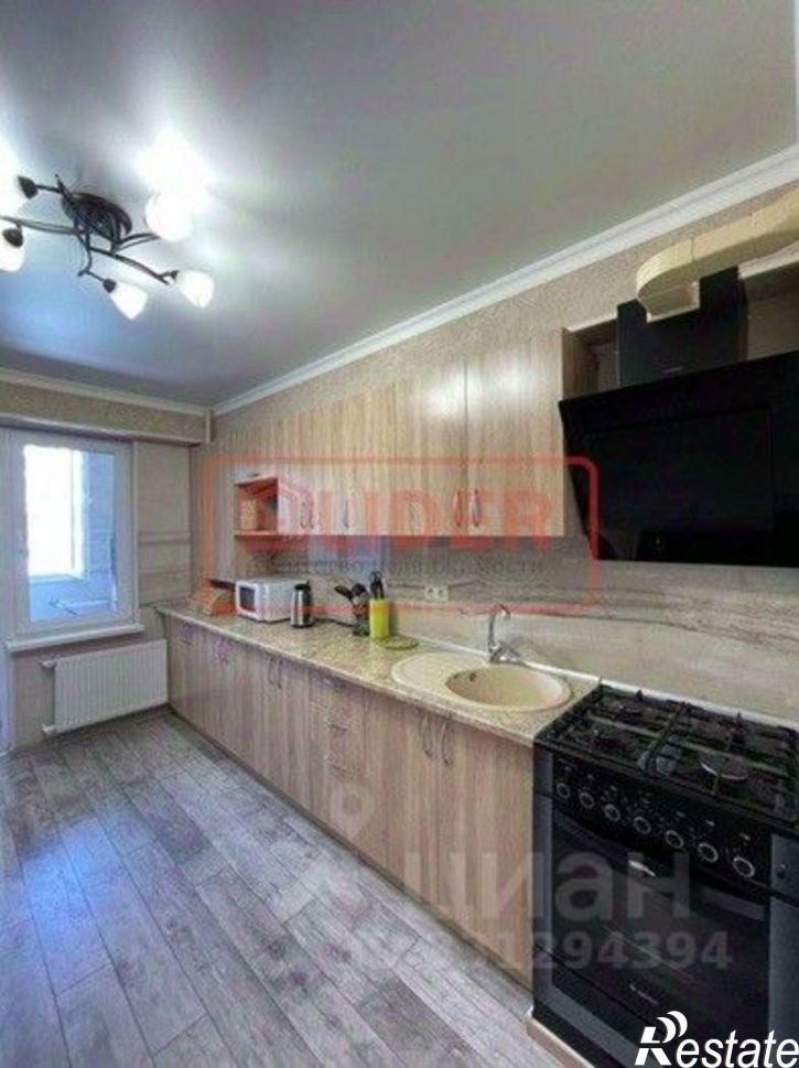2-комн квартира улица Горпищенко, 100,  д. 100