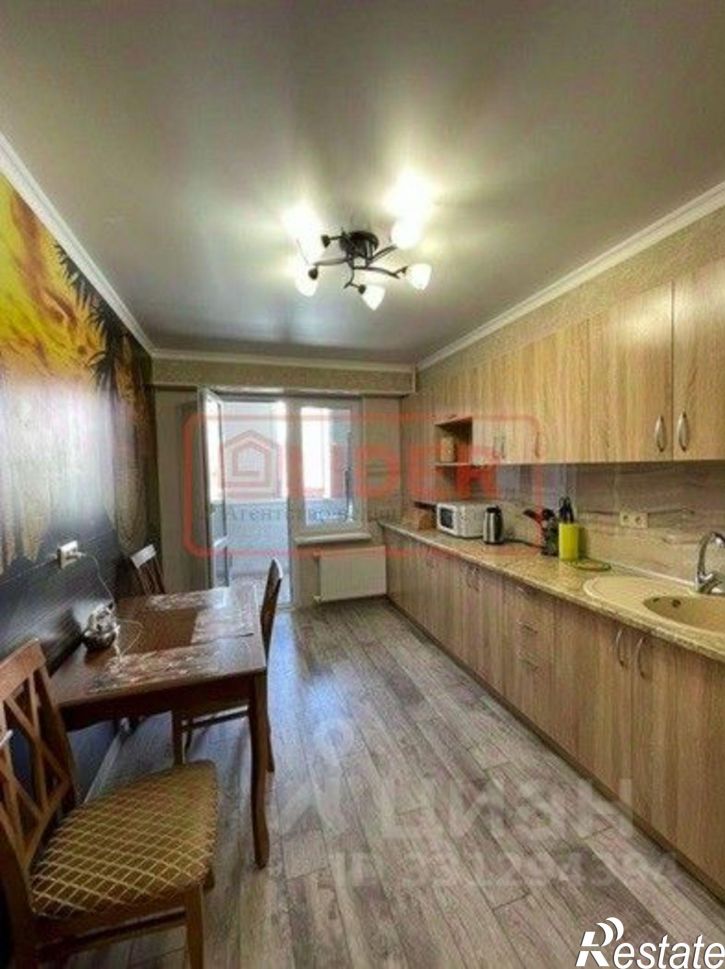 2-комн квартира улица Горпищенко, 100,  д. 100
