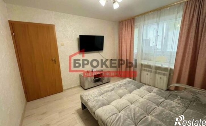 2-комн квартира улица Колобова, 15,  д. 15
