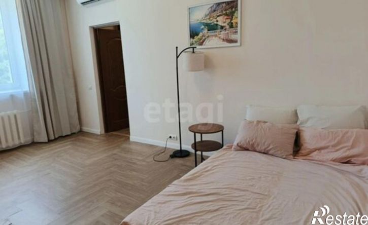 1-комн квартира улица Крестовского, 17,  д. 17
