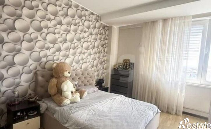 2-комн квартира ул Астана Кесаева, 1,  д. 1