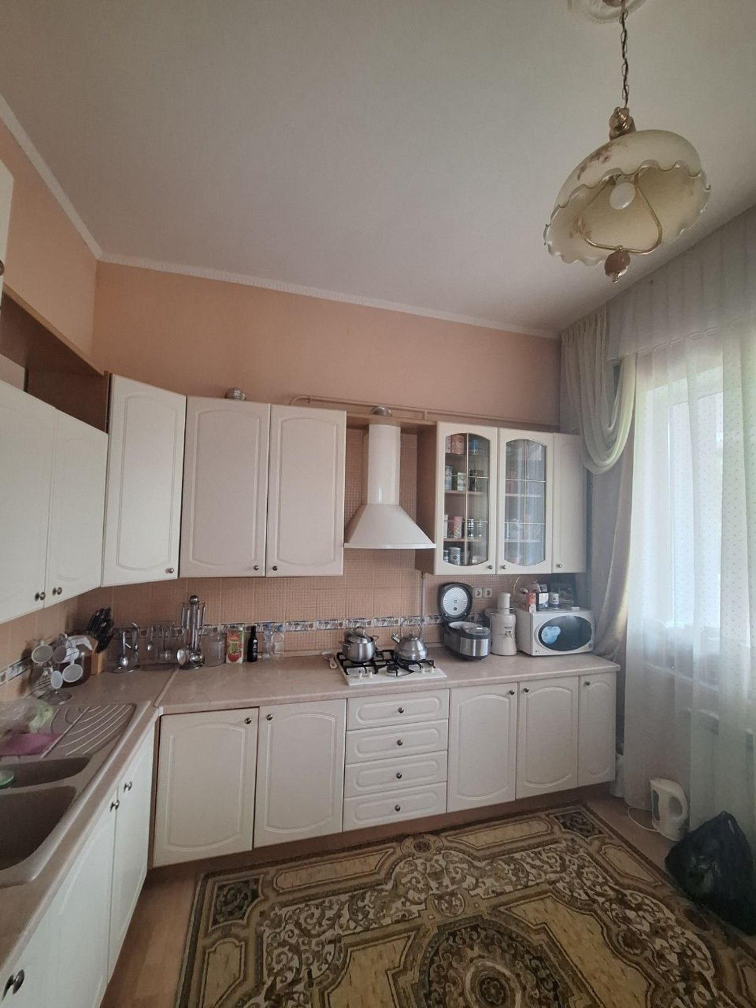 Купить дачу, дом, коттедж за 185 000 000 рублей на Ореховая улица