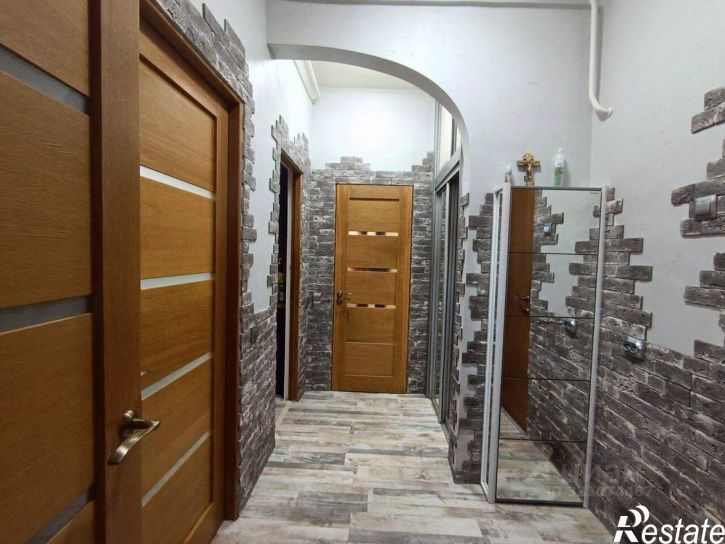 2-комн квартира улица Супруна, 5,  д. 5