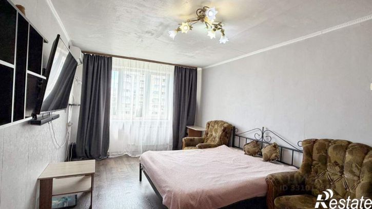 3-комн квартира улица Героев Бреста, 49,  д. 49