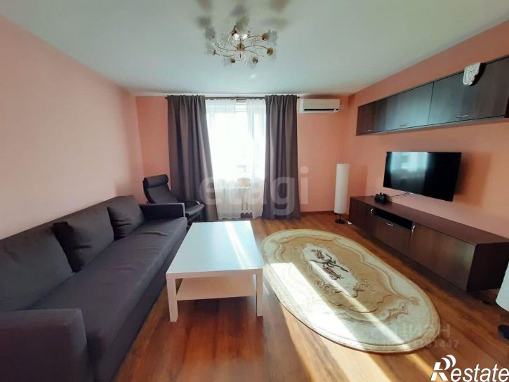 3-комн квартира ул Ивановой, 3,  д. 3