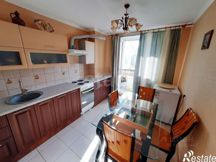 3-комн квартира ул Ивановой, 3,  д. 3