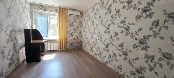 3-комн квартира Воровского улица,63