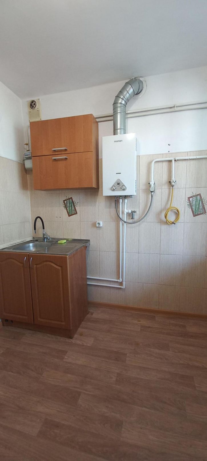 3-комн квартира Воровского улица,63