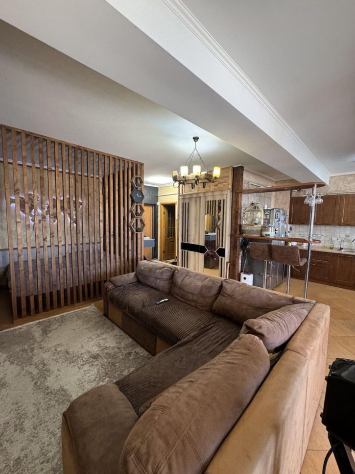 2-комн квартира Училищная улица,22