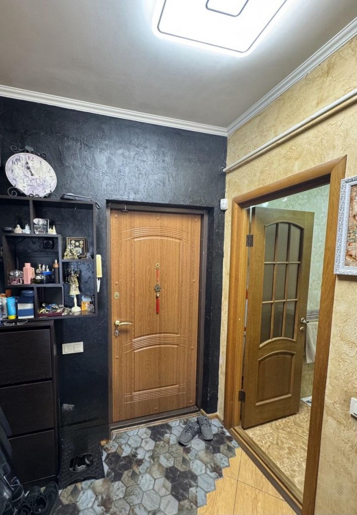 2-комн квартира Училищная улица,22