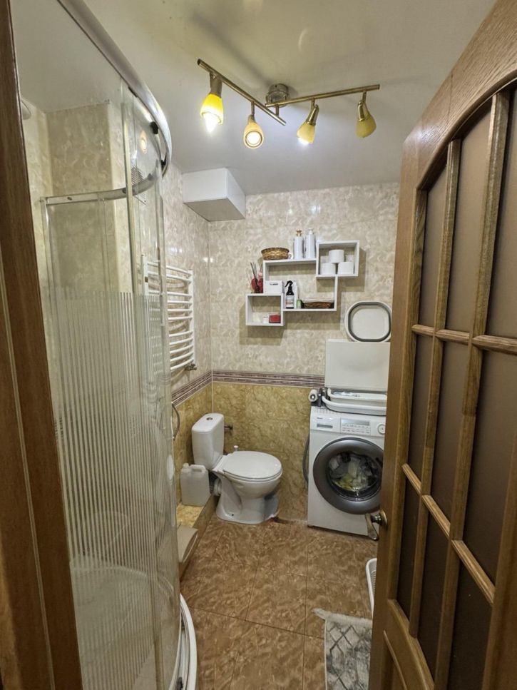 2-комн квартира Училищная улица,22