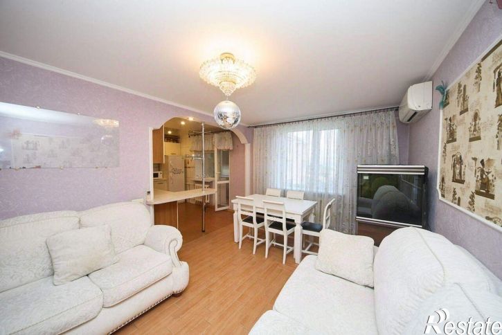 4-комн квартира улица Ефремова, 24