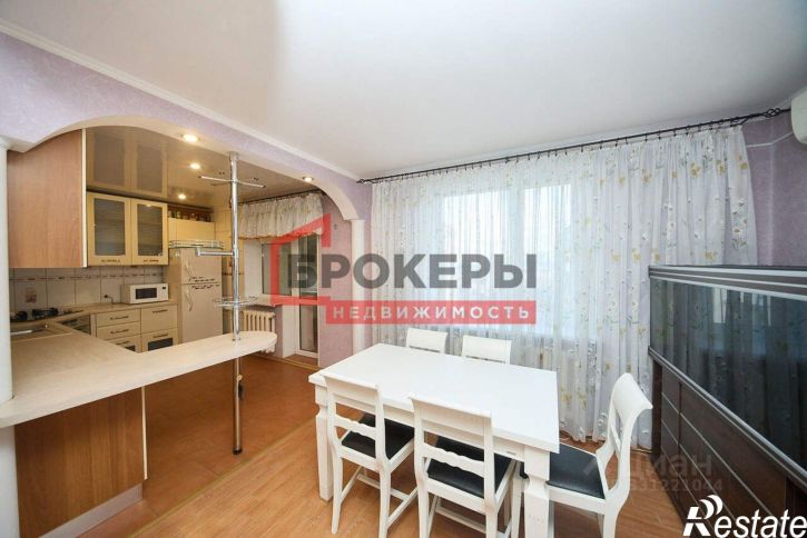 4-комн квартира улица Ефремова, 24