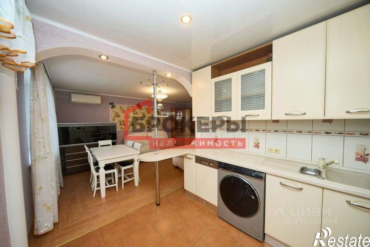 4-комн квартира улица Ефремова, 24