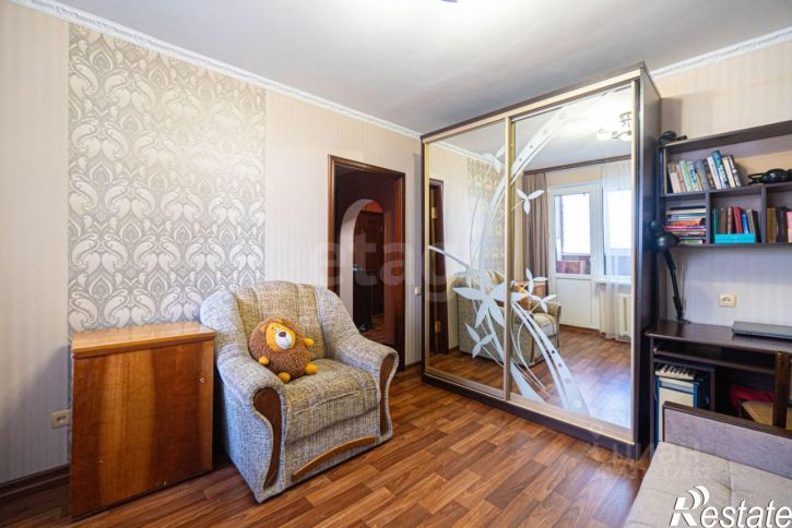3-комн квартира улица Александра Маринеско, 4Б,  д. 4Б